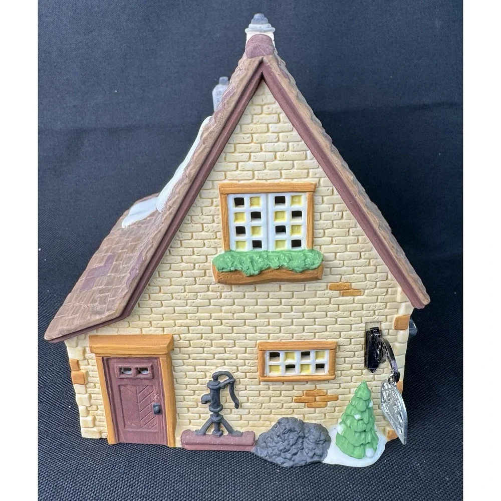 Dept 56 Dickens Heritage Village 
